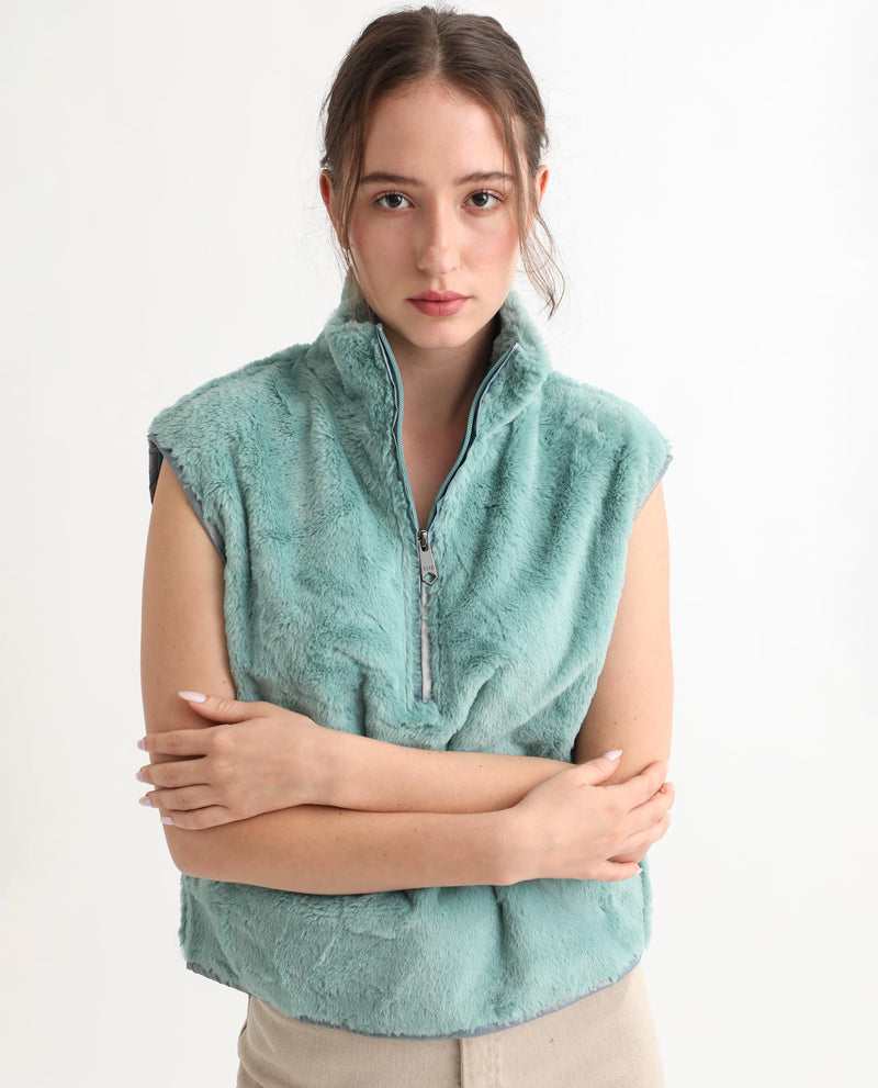 Rareism Women'S Beauro Green Polyester Fabric Sleeveless Regular Fit Solid Drop Collar Sweater