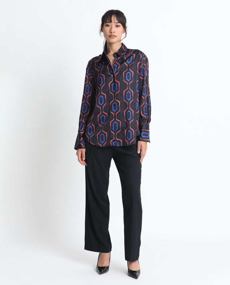 Rareism Women'S Harbe Black Polyester Fabric Full Sleeves Button Closure Shirt Collar Regular Fit Geometric Print Shirt