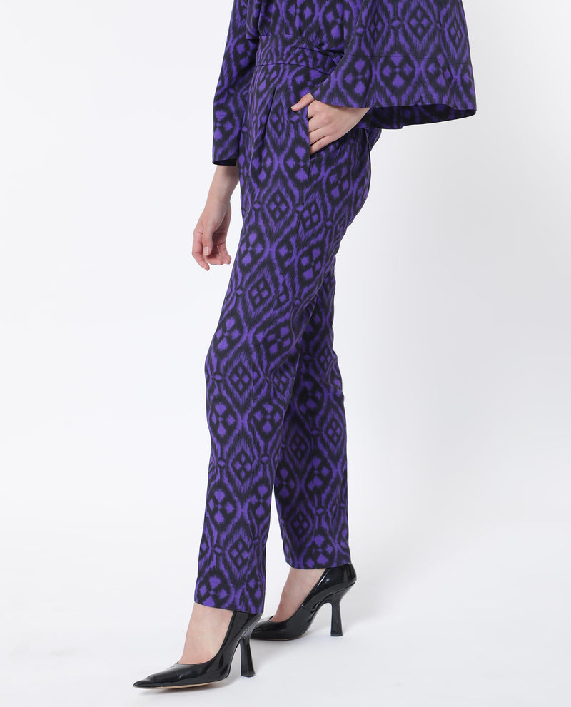 Rareism Women'S Kennedy Black Cotton Fabric Drawstring Closure Straight Fit Geometric Print Ankle Length Trousers