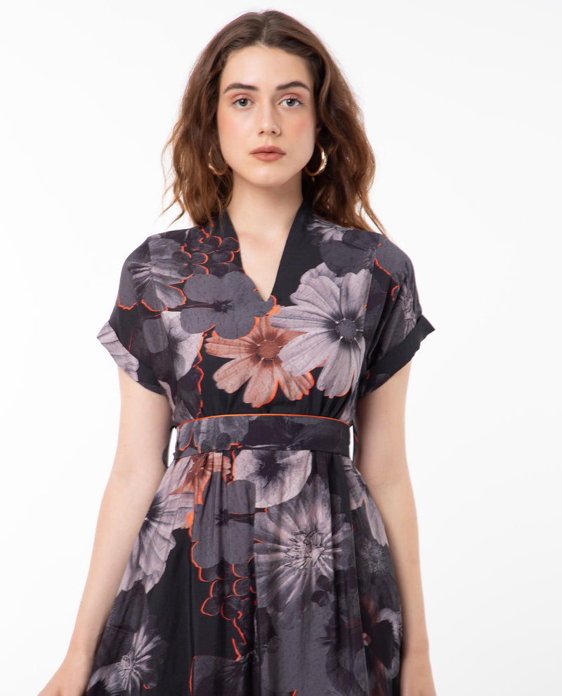 Rareism Women'S Ringel Black Poly Viscose Fabric Short Sleeves V-Neck Extended Sleeve Regular Fit Floral Print Maxi Empire Dress