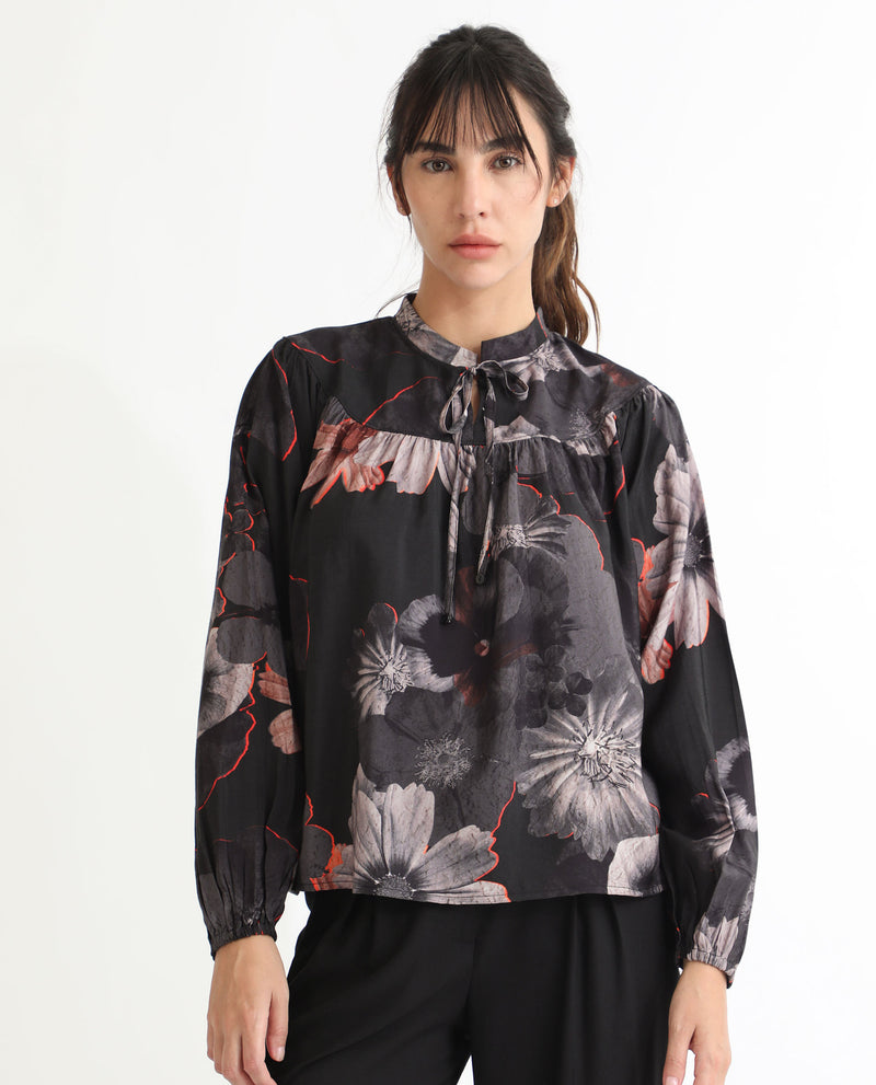 Rareism Women'S Rothal Black Poly Viscose Fabric Full Sleeves Tie-Up Closure Tie-Up Neck Balloon Sleeve Relaxed Fit Floral Print Blouse Top