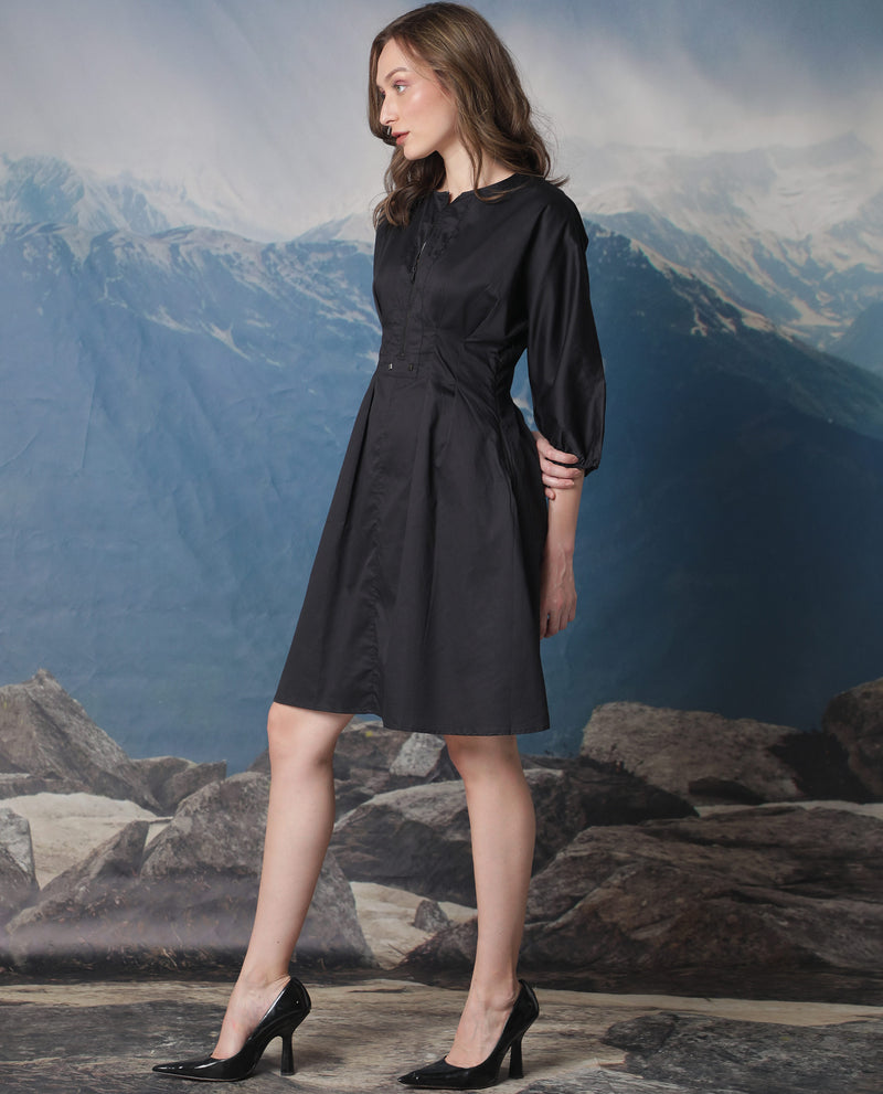 Rareism Women'S Mayem Black Round Neck 3/4 Sleeves Front Zip Closure Knee Length Dress