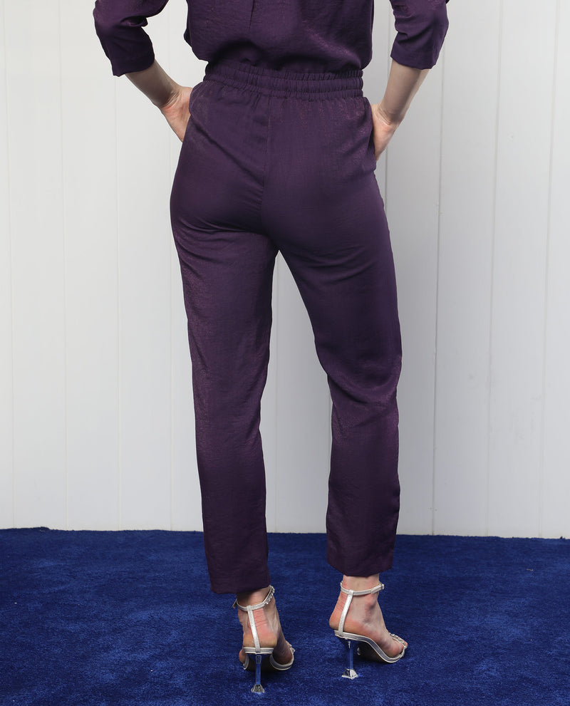 Rareism Women'S Unoo Dark Purple Polyester Fabric Tailored Fit Mid Rise Solid Ankle Length Trousers