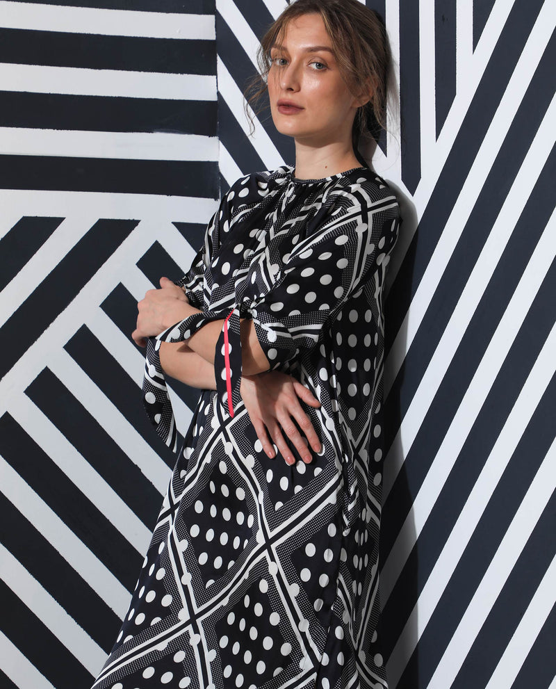 Rareism Women'S Jeannie Black Polyester Fabric 3/4Th Sleeves Boat Neck Regular Fit Polka Knee Length Boxy Dress