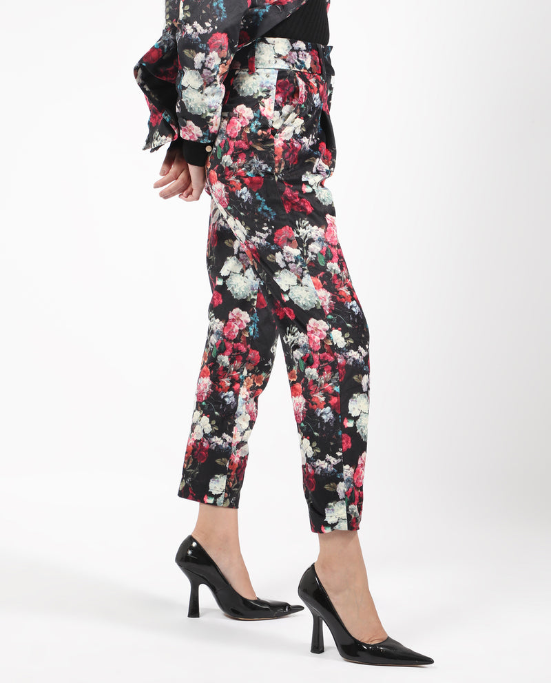Rareism Women'S Bellot Black Velvet Fabric Hook And Eye Slim Fit Floral Print Ankle Length Trousers