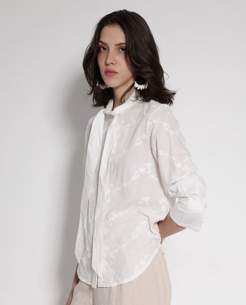 Rareism Women'S Jeneiro White Cotton Fabric Cuffed Sleeves Tie Up Neck Plain Shirt