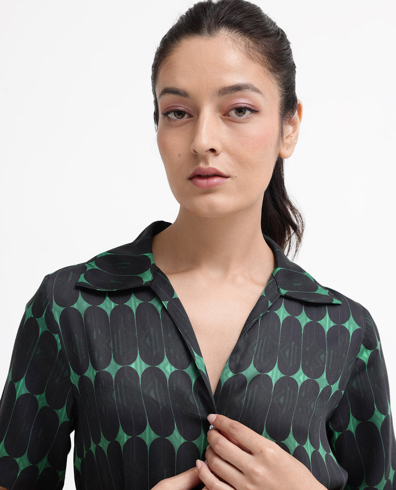Rareism Women'S Millington Green Cotton Fabric Short Sleeve Collared Neck Geometric Print Longline Dress