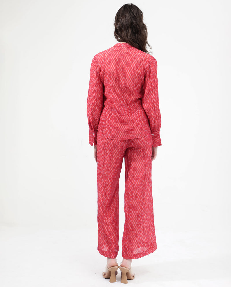 Rareism Women'S Rusha-T Red Rayon Nylon Fabric Regular Sleeves Collared Neck Abstract Print Regular Length Top