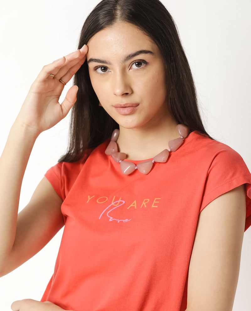 CAPRICO- GRAPHIC PRINTED WOMEN'S CREW NECK T-SHIRT - CORAL