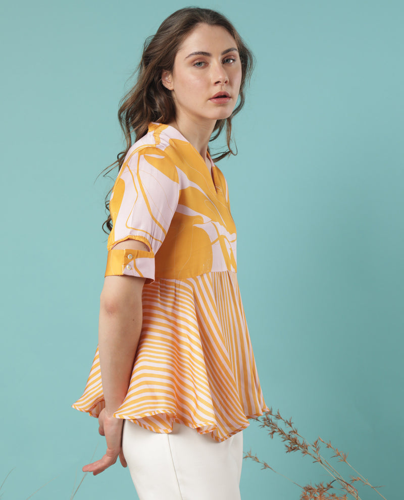 Rareism Women'S Skimmia Mustard Modal Fabric Short Sleeves V-Neck Regular Fit Abstract Print Top